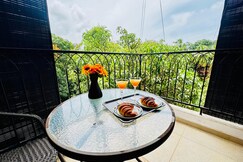 Faodail 27 Stylish Studio Acron Seawinds Baga, Goa