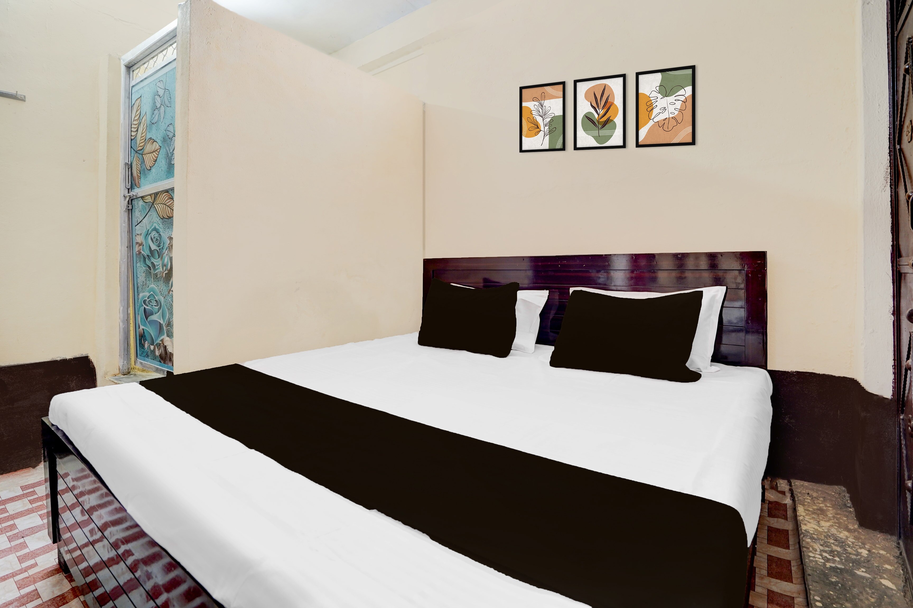 SPOT ON Hotel Jay Ma Jagdamba - Tap to explore photos