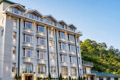 Hotel Majestic Grand, Shimla