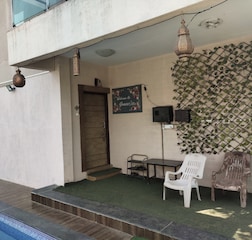 Swimming Pool 1