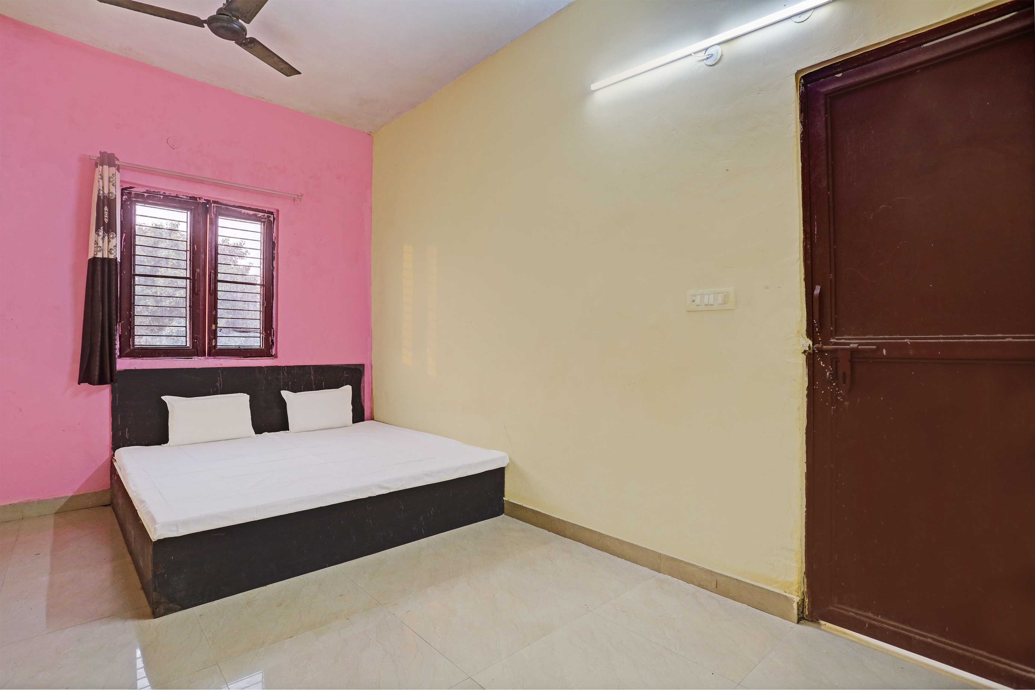Hotel O Kamla banquet hall - Tap to explore photos
