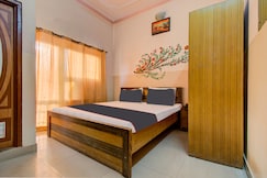 Hotel O Asian palace near jalmahal amer jaipur city, Jaipur