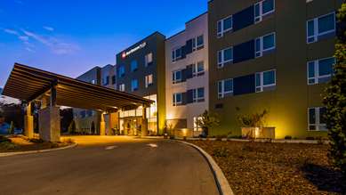 Best Western Plus Peppertree Nampa Civic Center Inn - Tap to explore photos