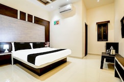 Hotel O Yuvraj, Barshi