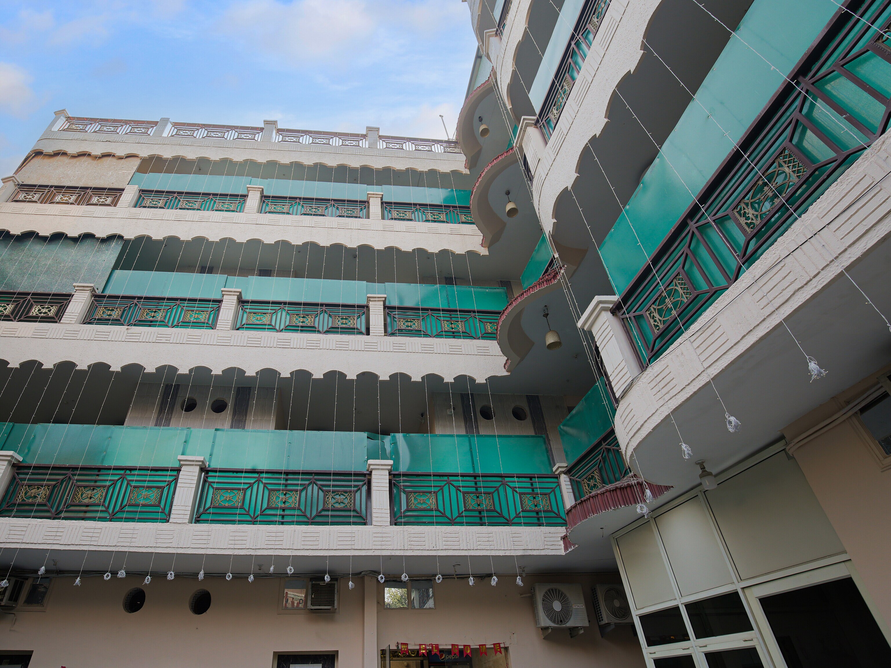 Hotel O HC Chandigarh Inn - Tap to explore photos