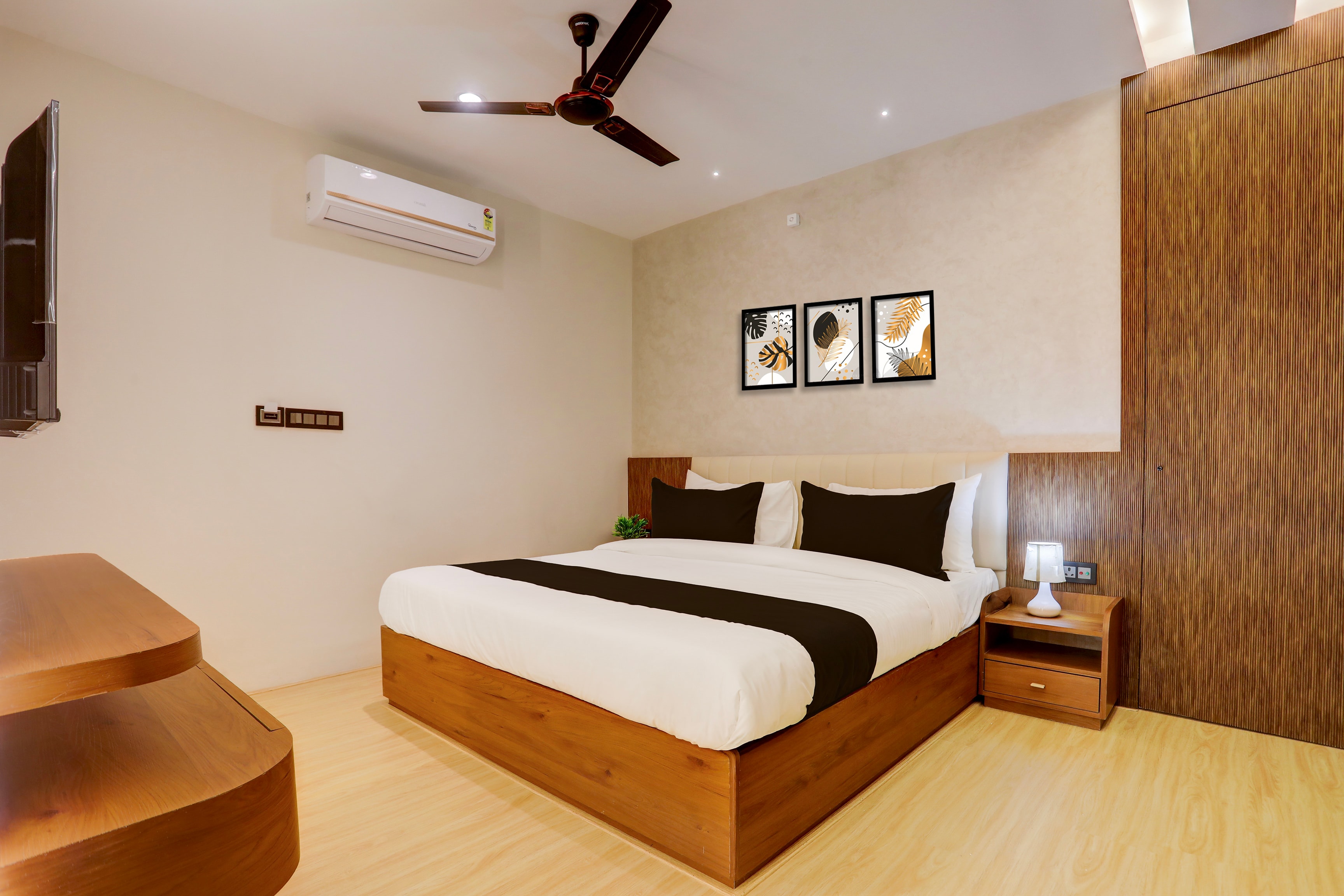 Hotel O Golden Sands Hotel And Banquets Rajendra Nagar station - Tap to explore photos
