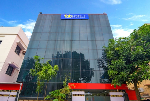 FabHotel Saltlake Palace - Nr. Anandlok Hospital