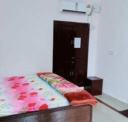 Room with Mountain View