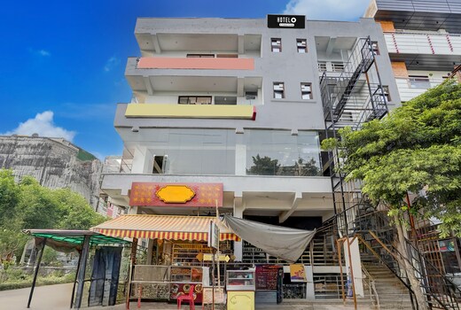 Hotel O Sector 3 Ghaziabad Formerly Cloud Inn