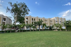 BRG Budget Stay, Rajpipla