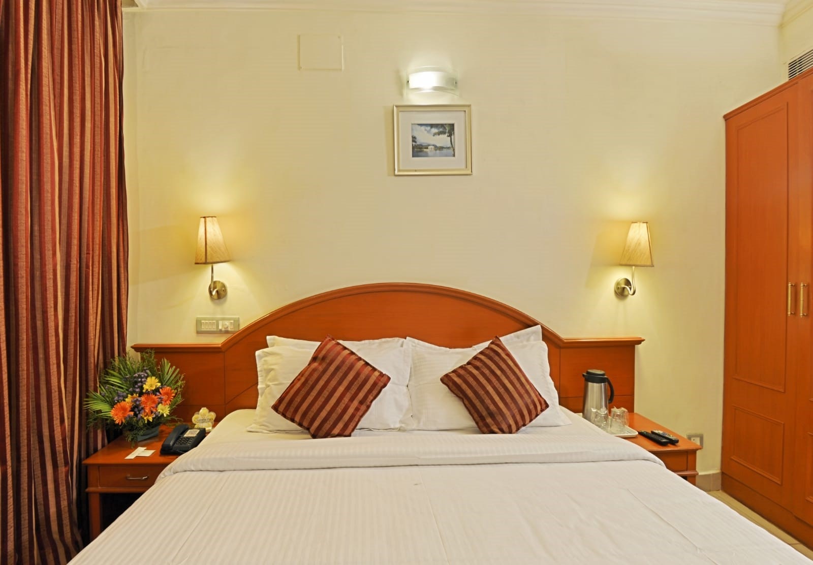 Hotel Chandra Park  (Opp Railway Station) - Tap to explore photos