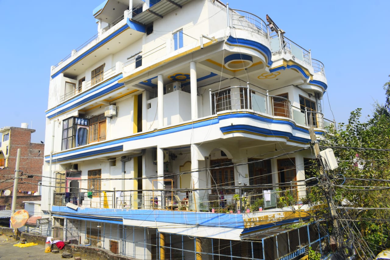 Hotel Lifafa Stay - Tap to explore photos
