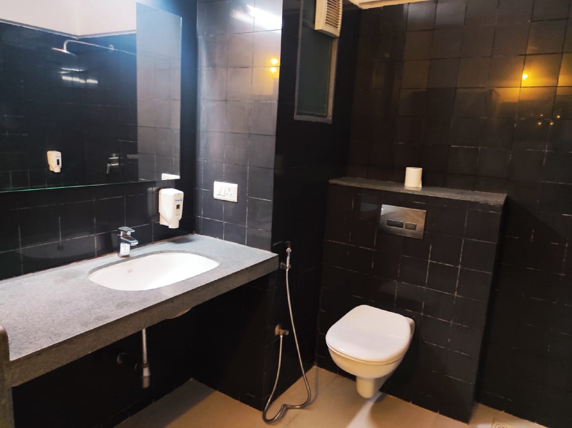 Executive Room With King Bed 1