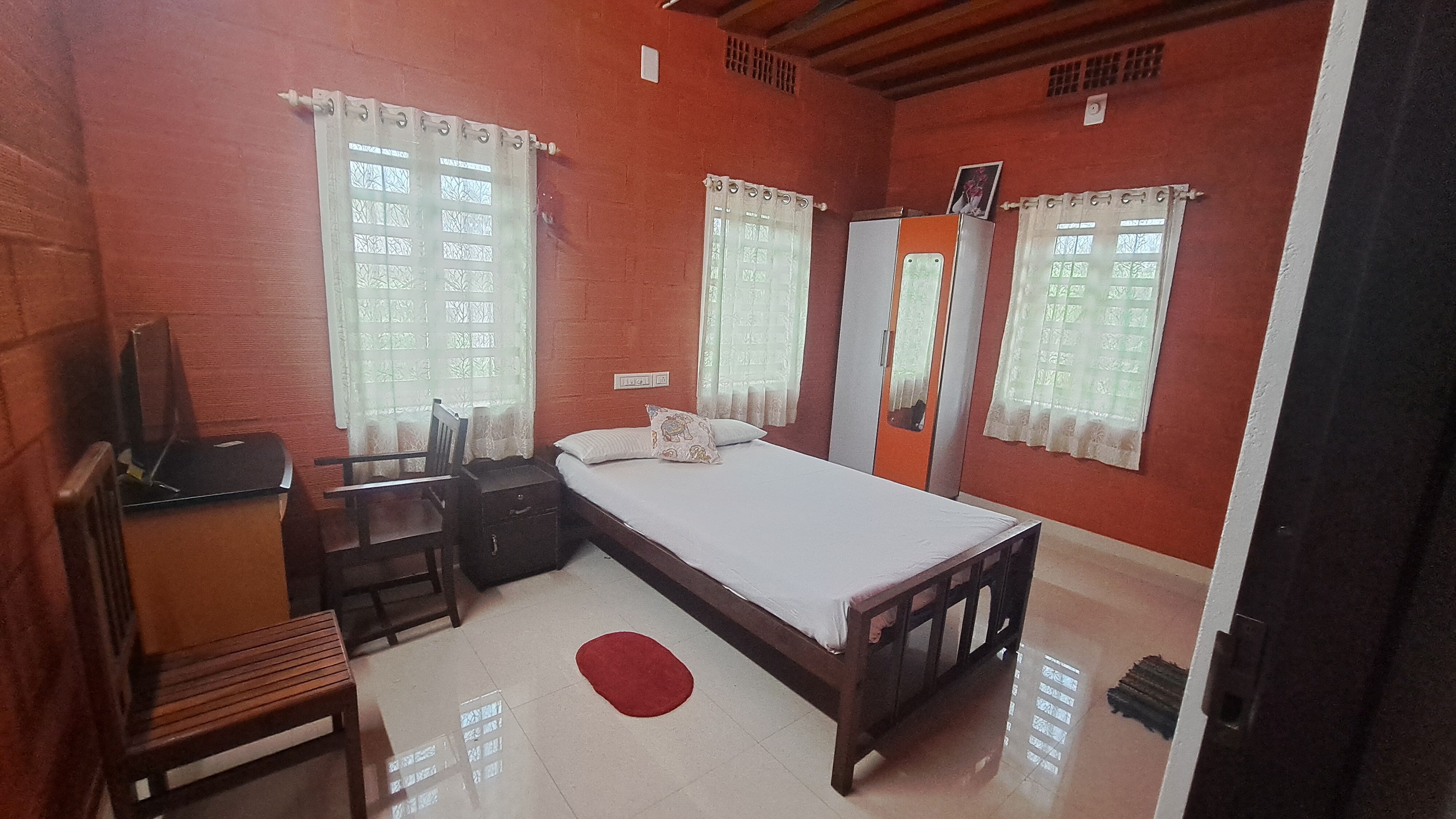 Kadavath Homestay (Lisabel) - Tap to explore photos
