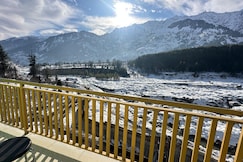 kulang Heights, Manali