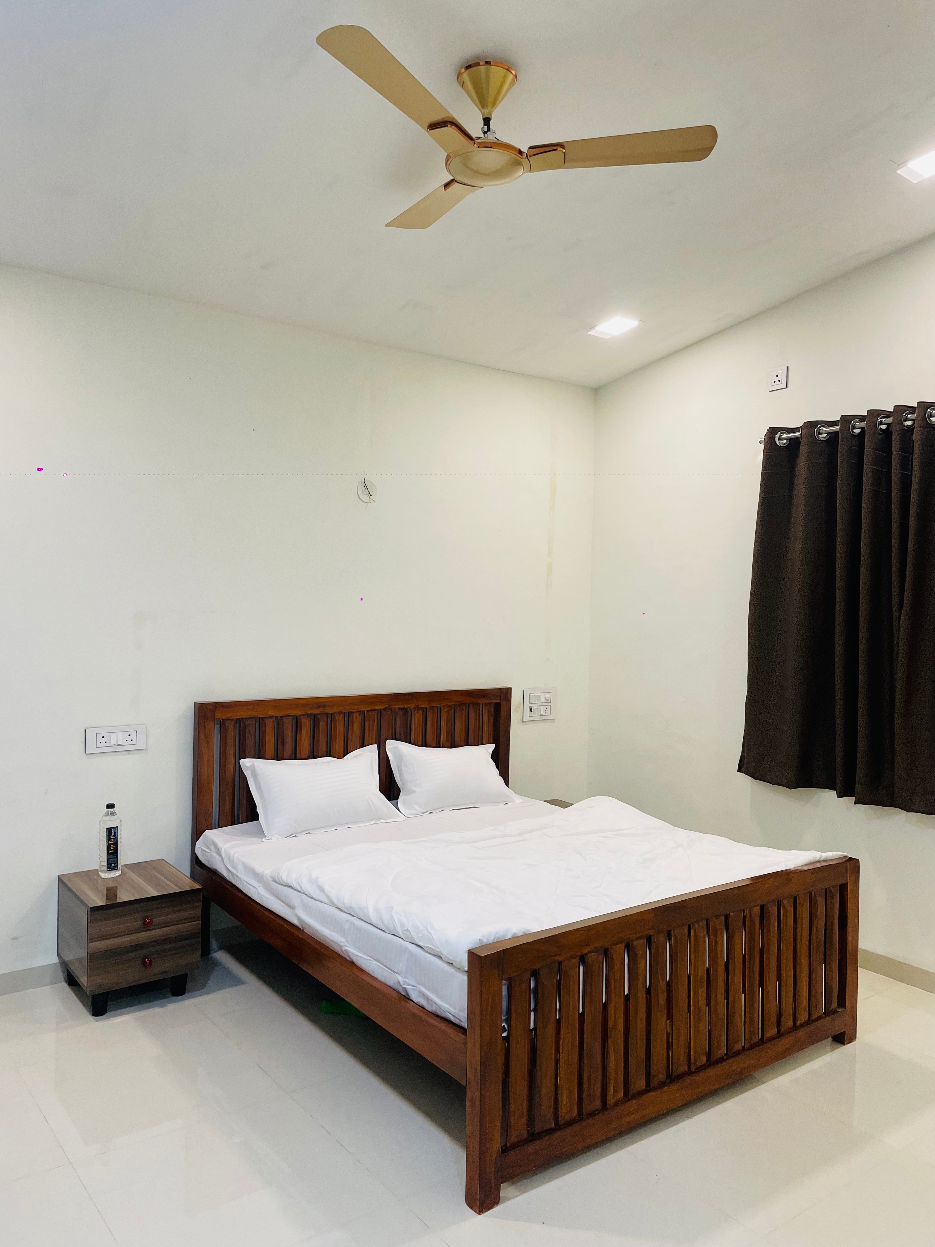 Super Deluxe Room with AC 1