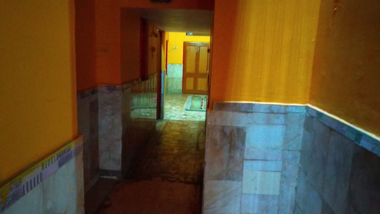 Ishwar Athiti Bhavan - Tap to explore photos
