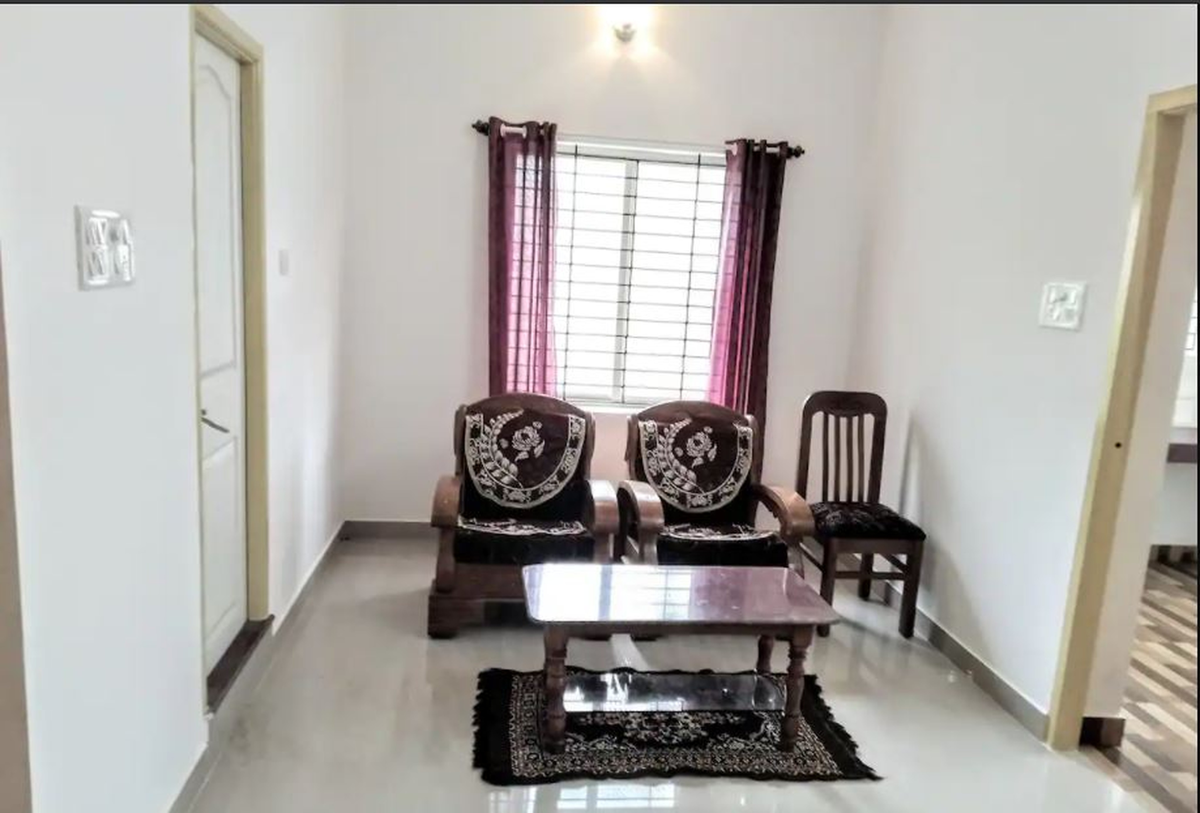 Jaya Homestay - Tap to explore photos