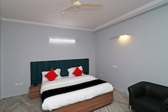 Capital O Esscon House Near Payal Cinema, Gurgaon