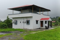 Aekant Villa, Trimbak