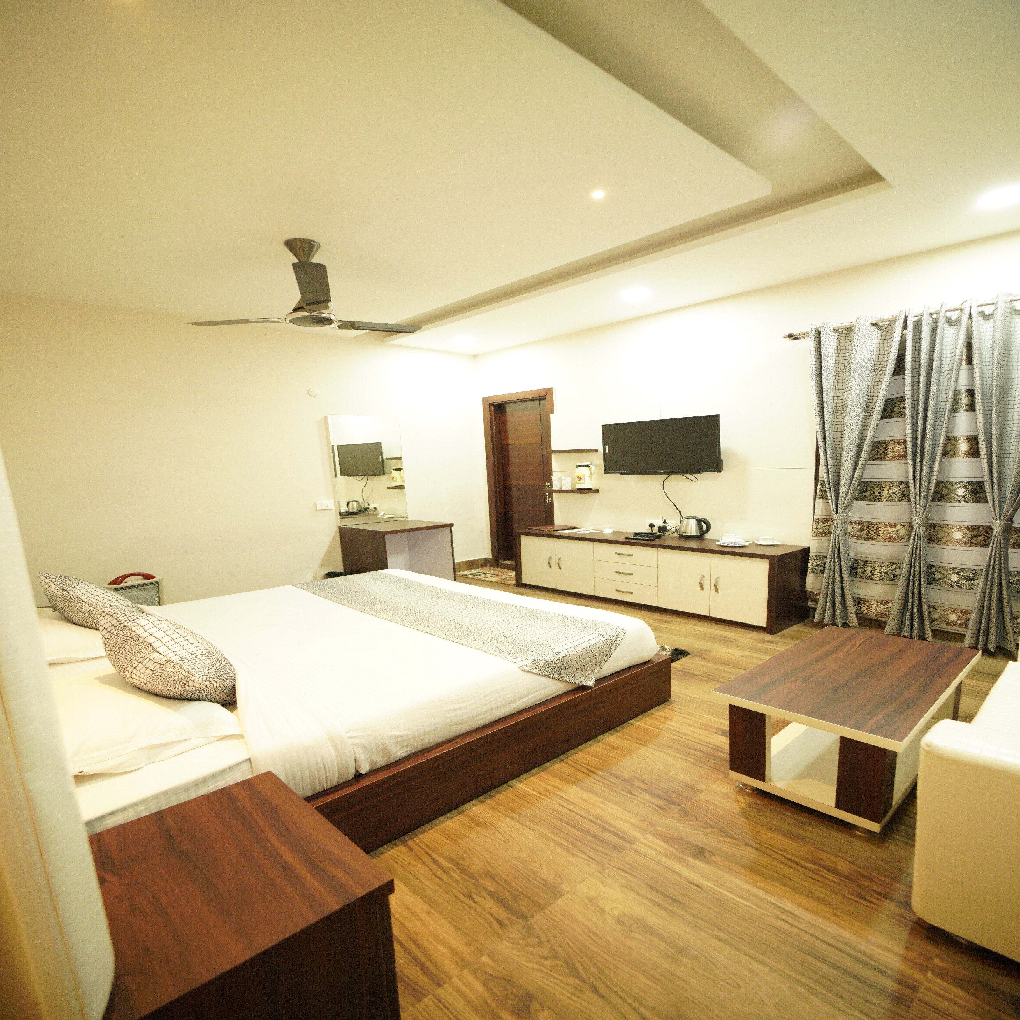 Mittal Hotel - Tap to explore photos