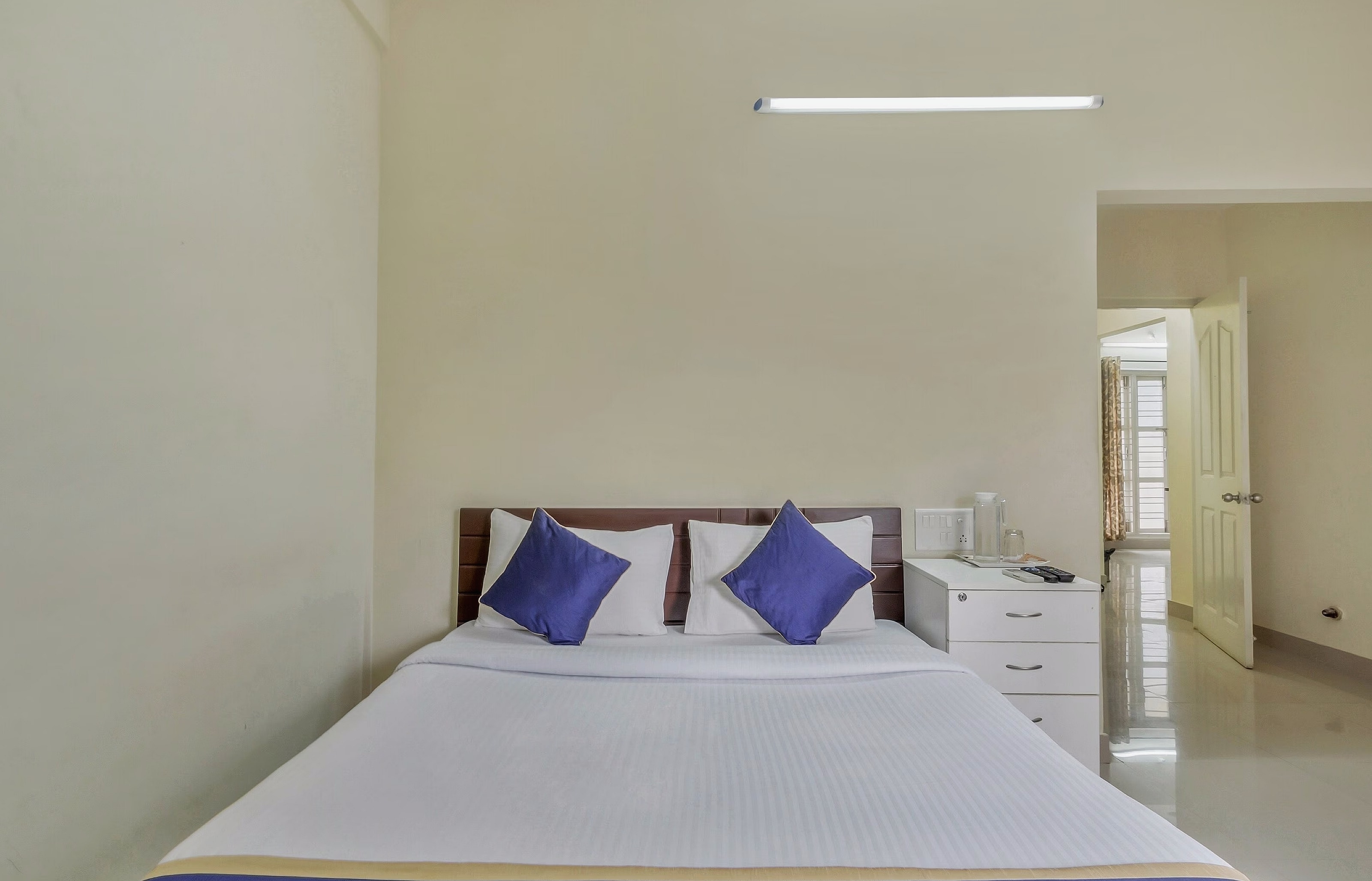 Hotel O Manyata Tech Park K Narayanapura Cross Bus Stop - Tap to explore photos