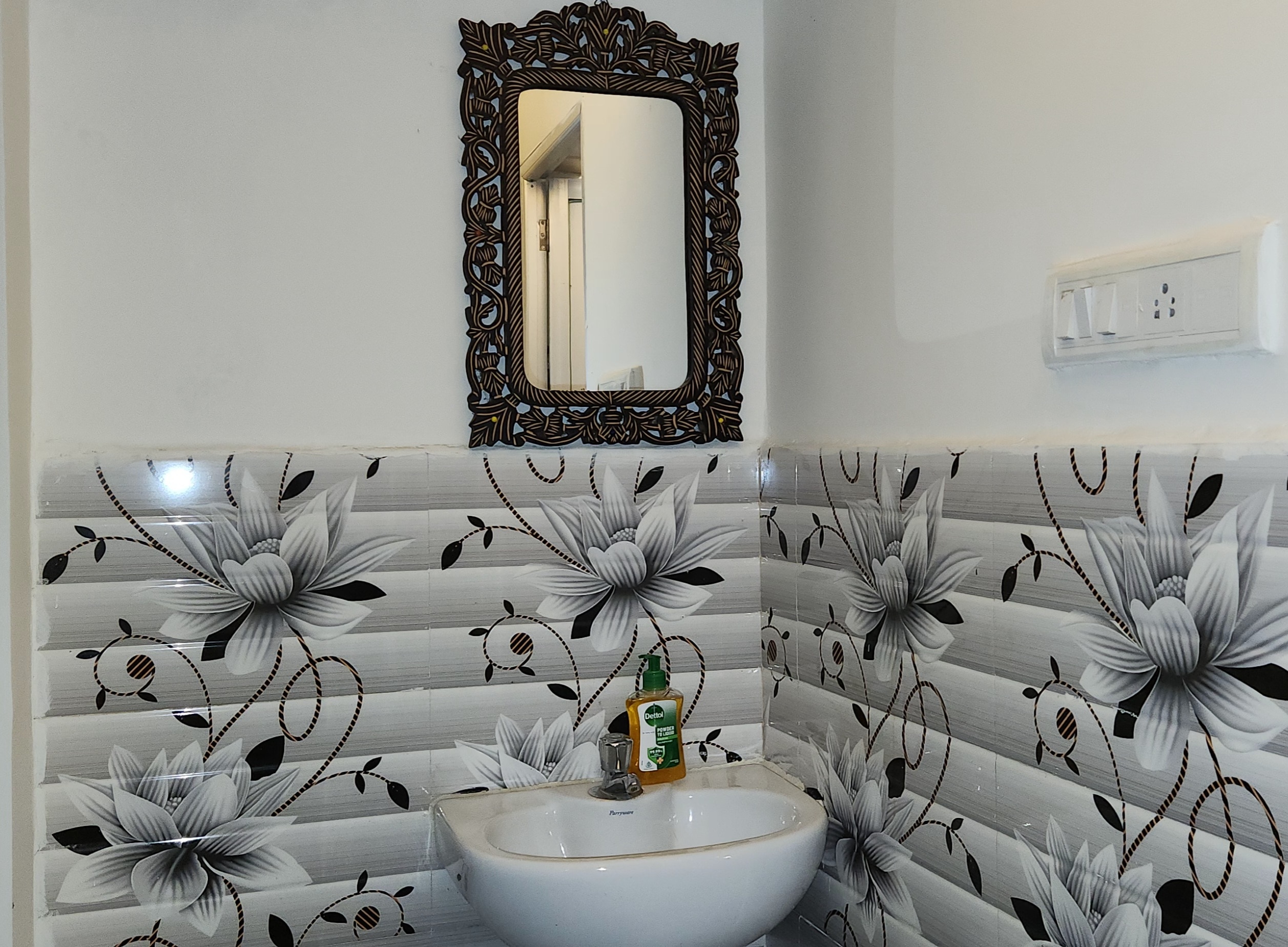 sparrow nest  homestay - Tap to explore photos
