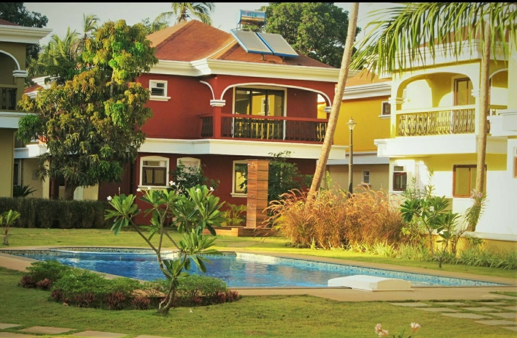 A Cosy Villa near the beach in Goa - Tap to explore photos