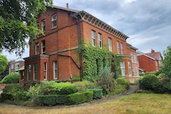 OYO Cornerstone Manor Hotel, Manchester