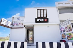 Hotel O River View & Restaurant, Hathras