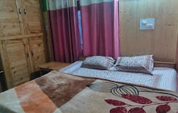 Super Deluxe Room