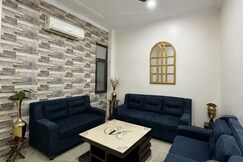 2bhk Spacious Apartment in Delhi Family Area, Delhi