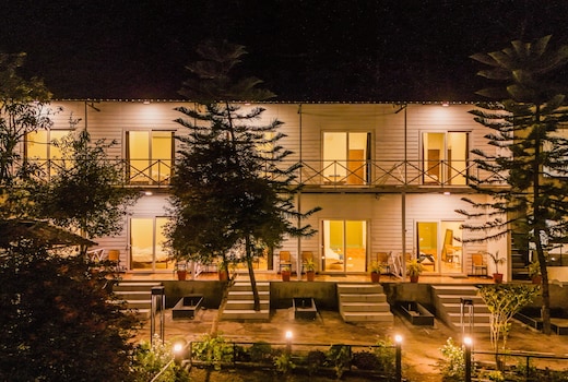 Aspen Riverside Resort