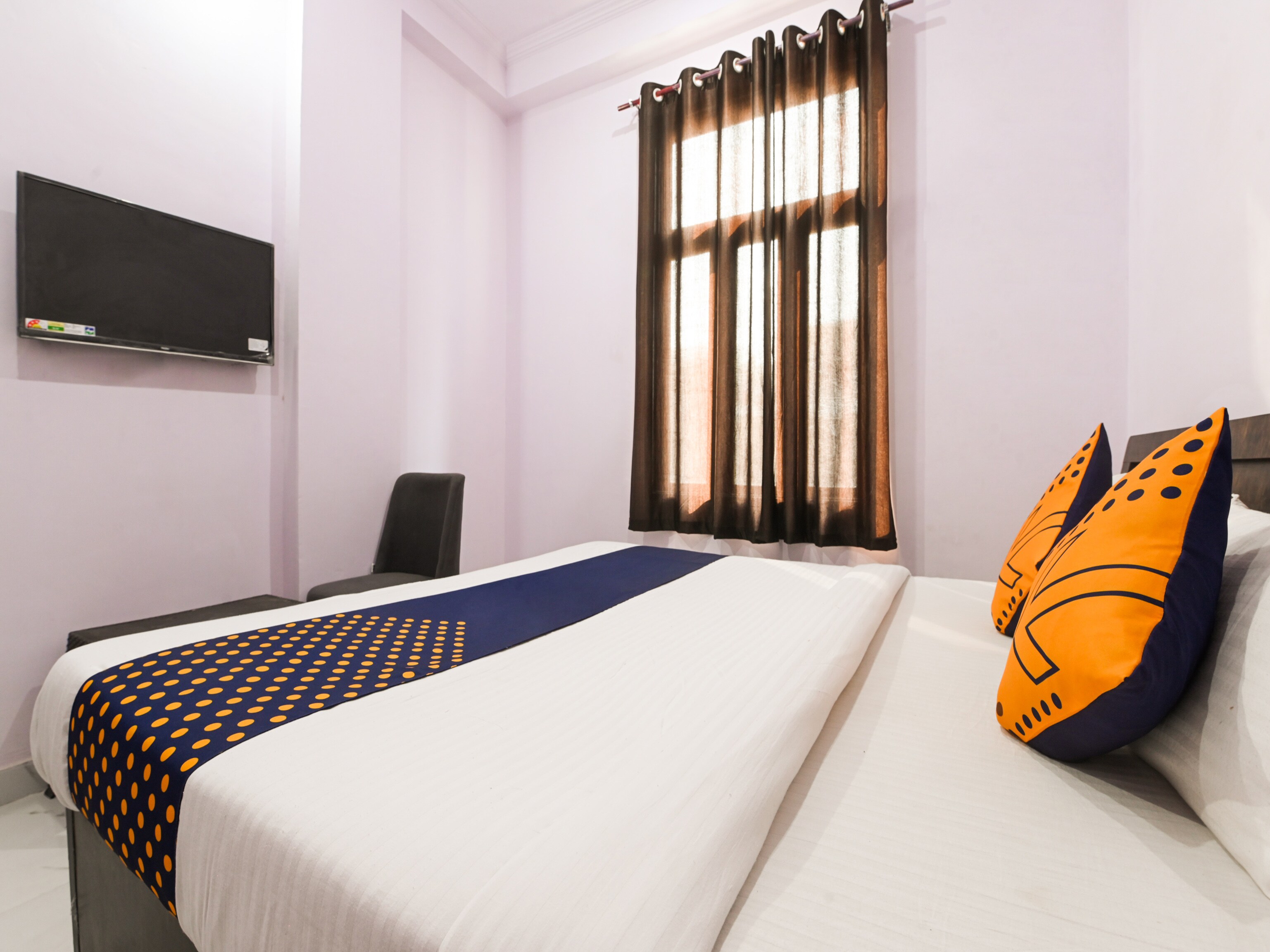 Hotel O Raj Villa 2 - Tap to explore photos