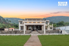 StayVista at Sunshine & Soul, Lonavala