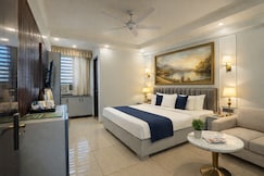 Hotel Tri Star @ Delhi Airport By Luxury Group, Delhi