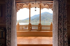 Luxury Scotland group of houseboat, Srinagar