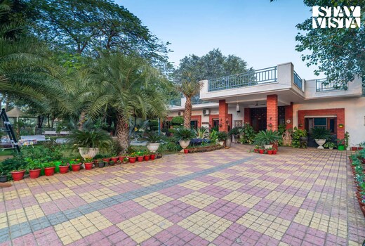 StayVista at Leela Retreat