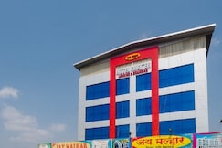 WOW 1001 Hotel Shelter, Kalyan