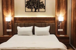 Moonlight by Euphoria, Lucknow