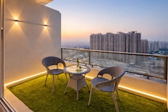 The Amber Stays, Greater Noida