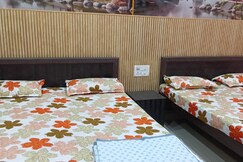 Hotel bala ji  Andhra bhawan, Misrikh