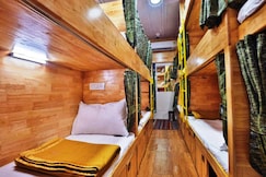 Gateway Dormitory, Mumbai