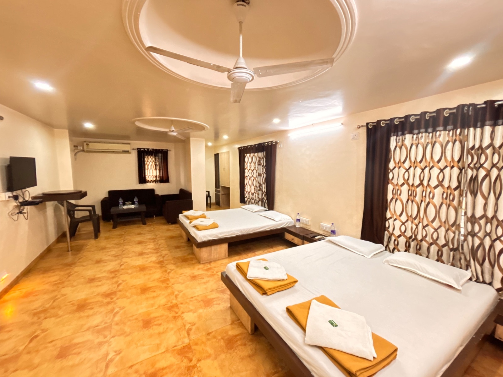 Family Suite Room 1