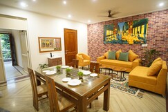 Spacious 3BHK Apt for Families near Medanta Hospital, Greater Noida