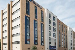 Travelodge Manchester Salford Quays, Warrington