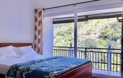 Misty Heights Peermade - Private Mountain Villa