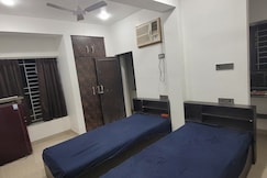 Pratik Niwas Apt., Kolkata