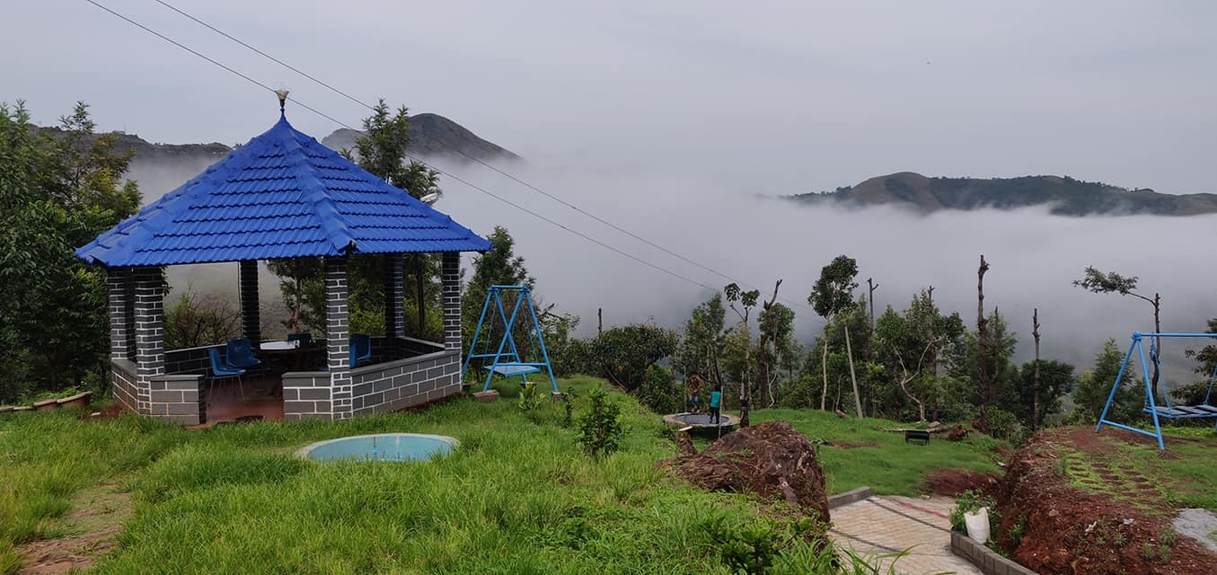 Mubarak Coffee County Homestay - Tap to explore photos