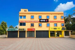 Hotel O Snow White, Bhadrak